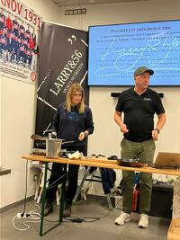 19.11.2025 Larry & 56 v Turnově výživa pro rodiče 